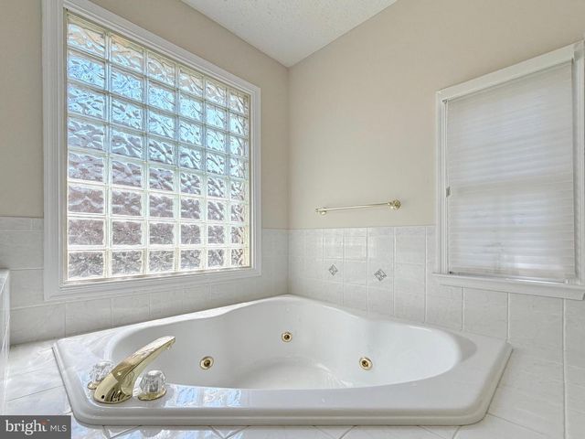 15119 BEACON HILL CIR, Issue, MD 20645