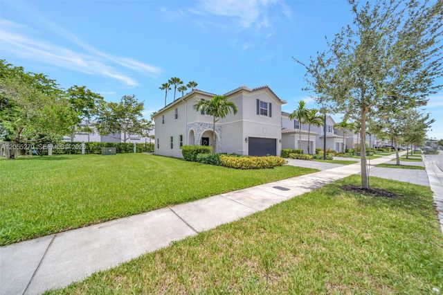 1361 SE 27th Ter, Homestead, FL 33035