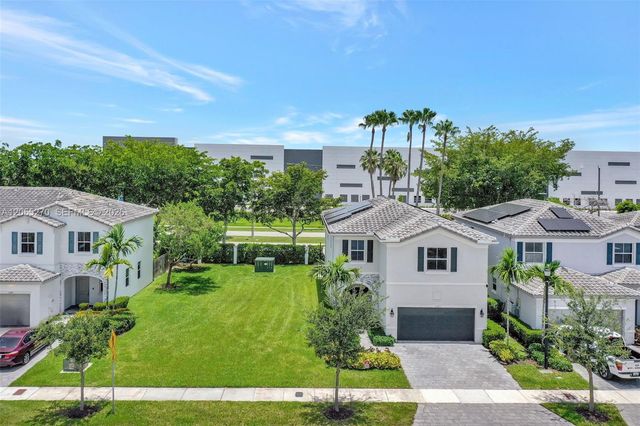 1361 SE 27th Ter, Homestead, FL 33035