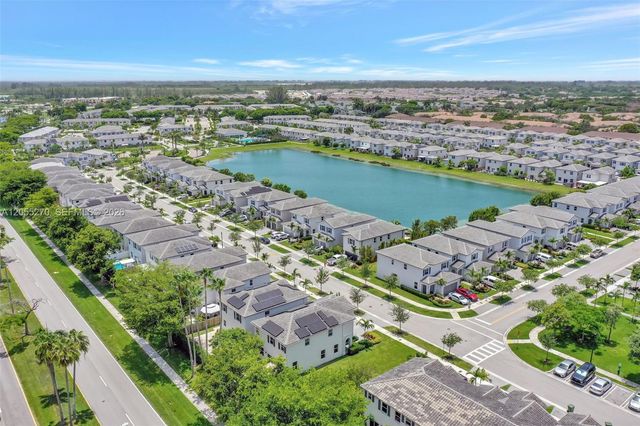 1361 SE 27th Ter, Homestead, FL 33035