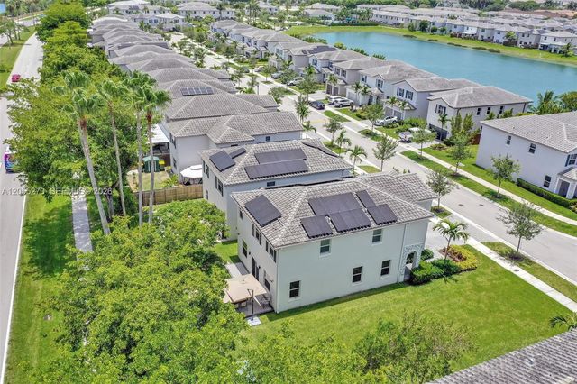 1361 SE 27th Ter, Homestead, FL 33035