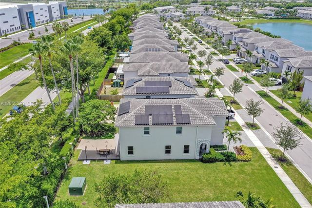 1361 SE 27th Ter, Homestead, FL 33035