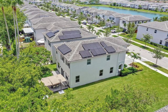1361 SE 27th Ter, Homestead, FL 33035