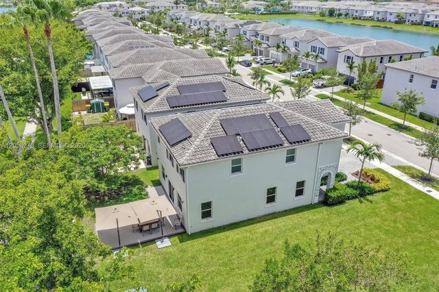 1361 SE 27th Ter, Homestead, FL 33035