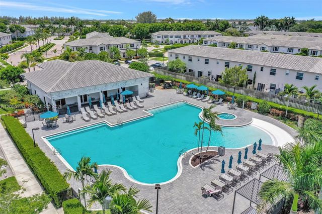 1361 SE 27th Ter, Homestead, FL 33035