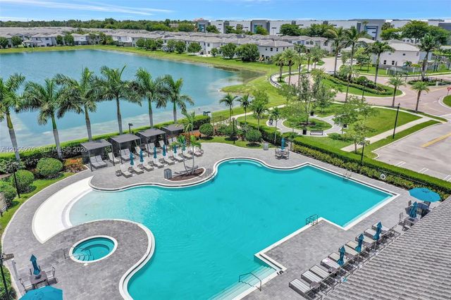 1361 SE 27th Ter, Homestead, FL 33035