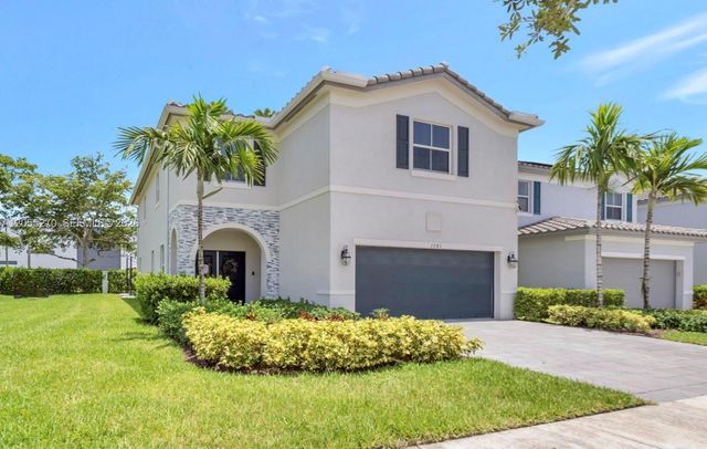 1361 SE 27th Ter, Homestead, FL 33035