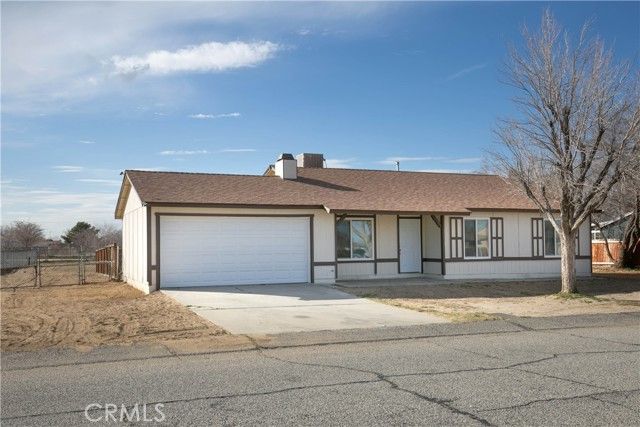 40629 178th, Lake Los Angeles, CA 93535