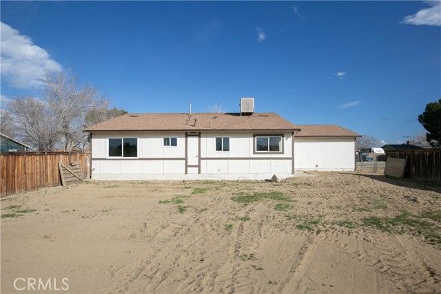 40629 178th, Lake Los Angeles, CA 93535