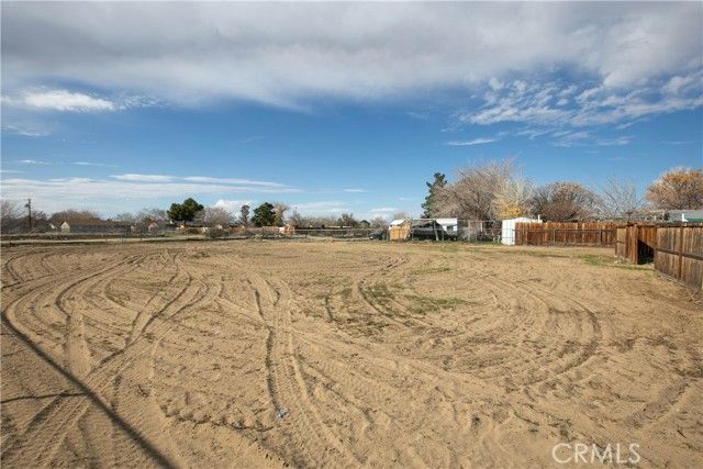 40629 178th, Lake Los Angeles, CA 93535