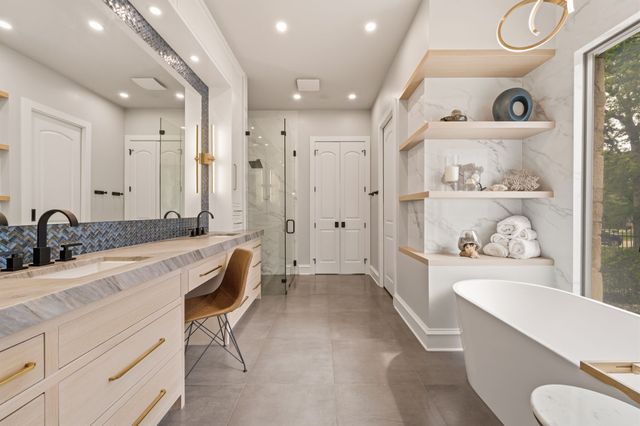 108 Brentwood Circle, Southlake, TX 76092