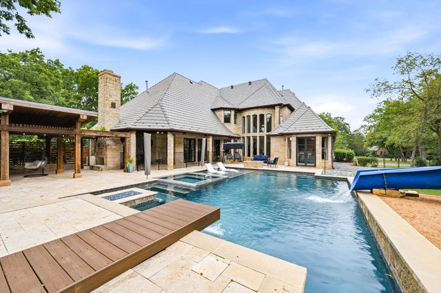 108 Brentwood Circle, Southlake, TX 76092