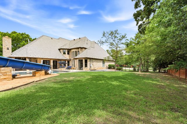 108 Brentwood Circle, Southlake, TX 76092