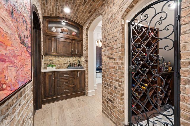 108 Brentwood Circle, Southlake, TX 76092