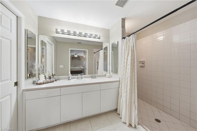 2988 29th AVE NE, Naples, FL 34120