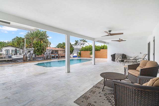 1250 NE 27th Terrace, Pompano Beach, FL 33062