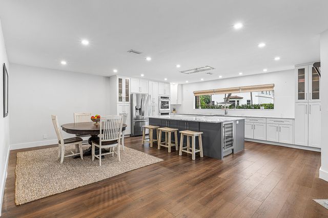 1250 NE 27th Terrace, Pompano Beach, FL 33062