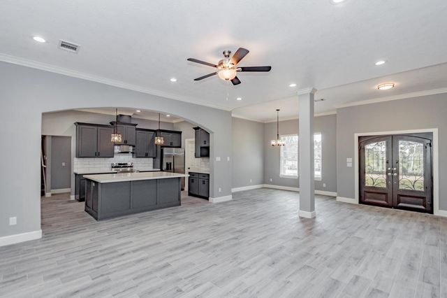 531 Road 5027, Cleveland, TX 77327