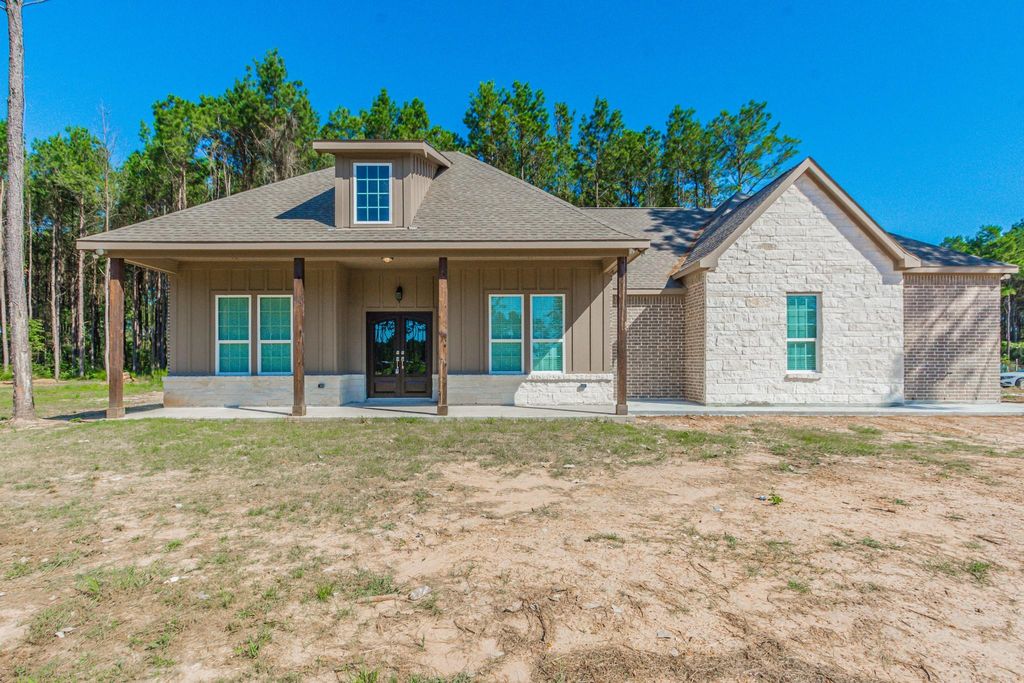 531 Road 5027, Cleveland, TX 77327