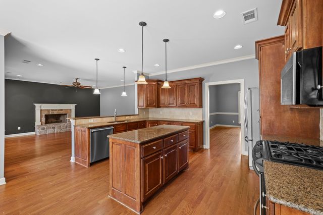 109 Summit Drive, Maumelle, AR 72113