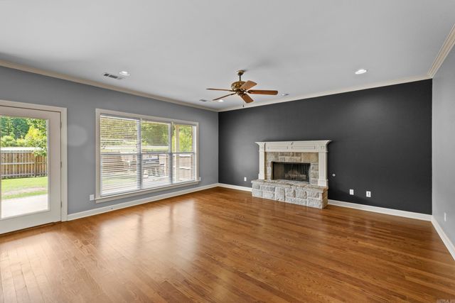 109 Summit Drive, Maumelle, AR 72113