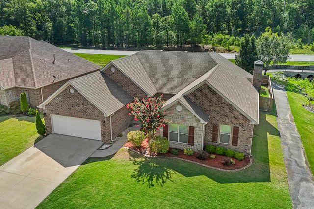 109 Summit Drive, Maumelle, AR 72113