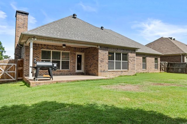 109 Summit Drive, Maumelle, AR 72113