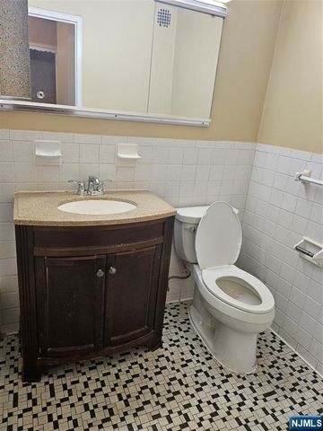 39 E 39th 8G, Paterson, NJ 07514