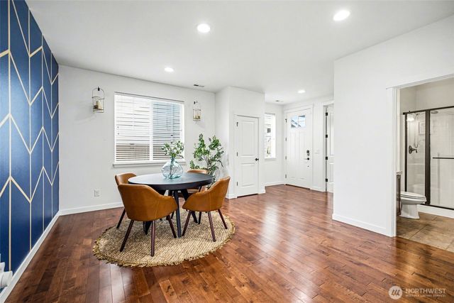 34117 SE Ash Street, Snoqualmie, WA 98065