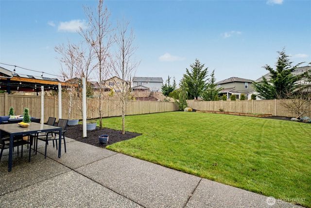 34117 SE Ash Street, Snoqualmie, WA 98065