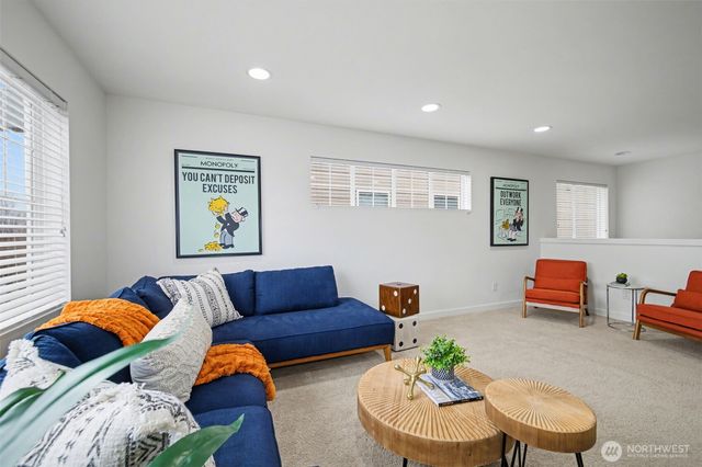 34117 SE Ash Street, Snoqualmie, WA 98065