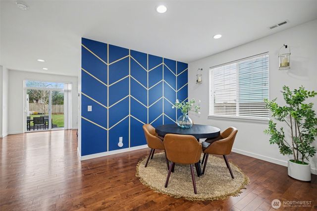 34117 SE Ash Street, Snoqualmie, WA 98065