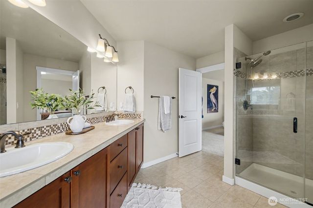 34117 SE Ash Street, Snoqualmie, WA 98065