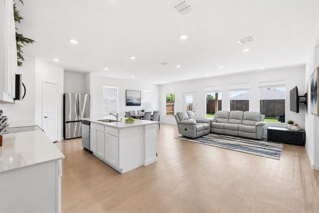 5029 Sagerun Drive, Princeton, TX 75407
