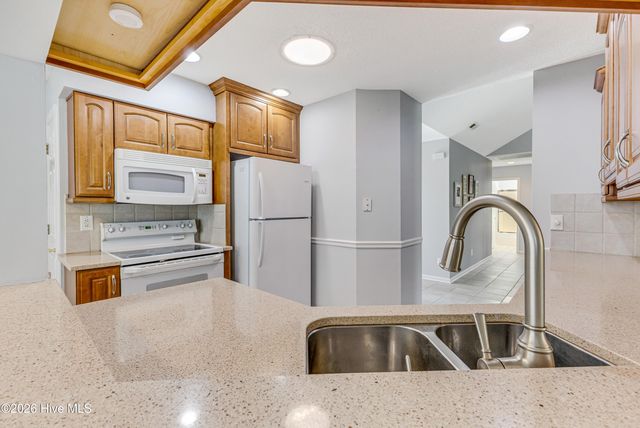 418 Hampton Street NW, Calabash, NC 28467