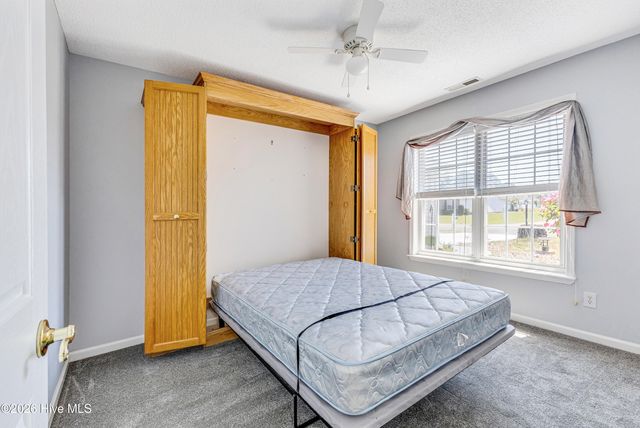 418 Hampton Street NW, Calabash, NC 28467