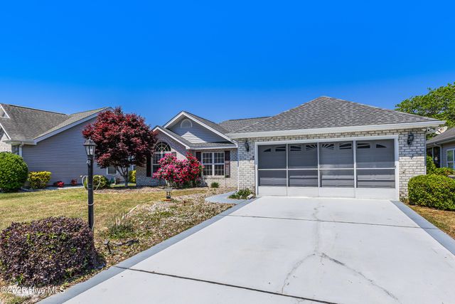 418 Hampton Street NW, Calabash, NC 28467