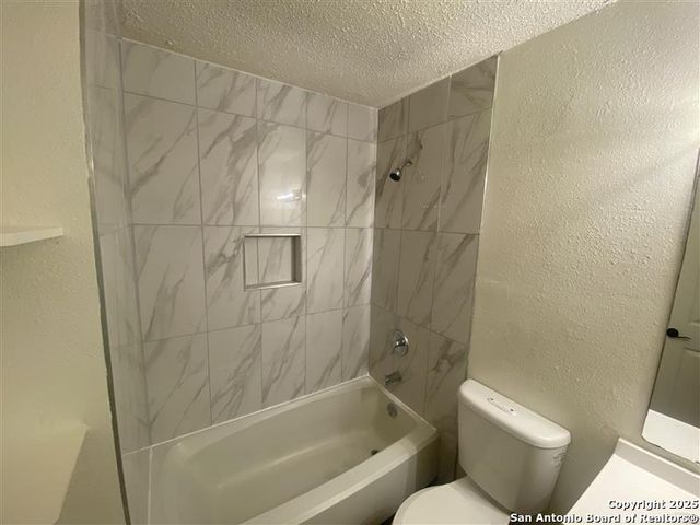 9615 Vale, San Antonio, TX 78245