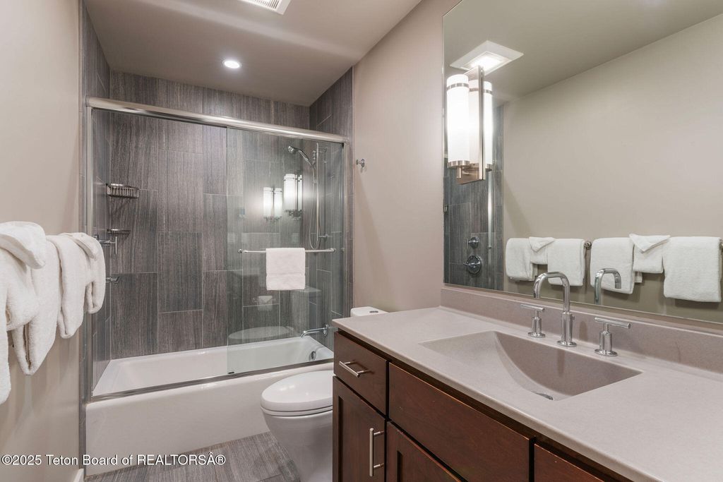 3450 W MCCOLLISTER Drive B-8, Teton Village, WY 83025 photo 15