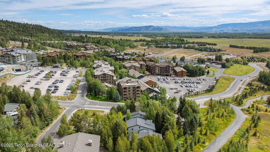 3450 W MCCOLLISTER Drive B-8, Teton Village, WY 83025 photo 22