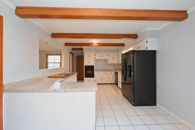 140 Roberta Dr, Hendersonville, TN 37075