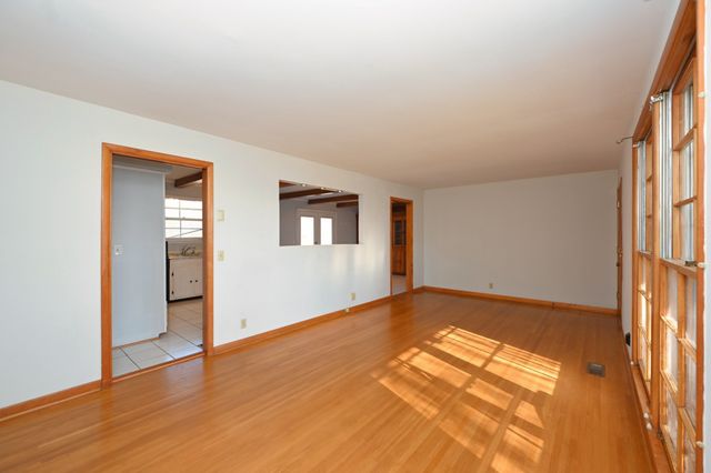 140 Roberta Dr, Hendersonville, TN 37075