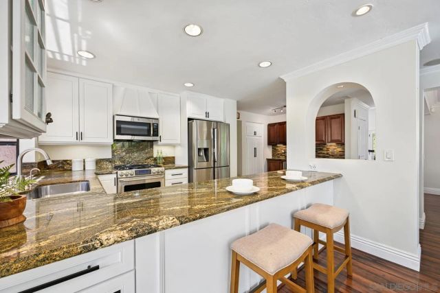 14265 Manzella, San Diego, CA 92129