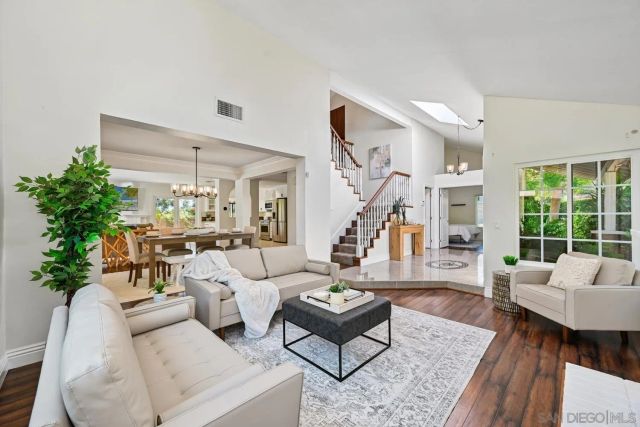 14265 Manzella, San Diego, CA 92129