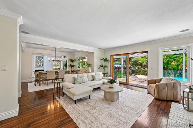 14265 Manzella, San Diego, CA 92129