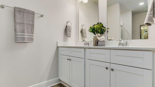 2625 Cliff Hollow Circle, Gulf Breeze, FL 32563