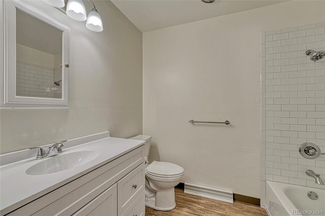 408 Scranton Street, Aurora, CO 80011