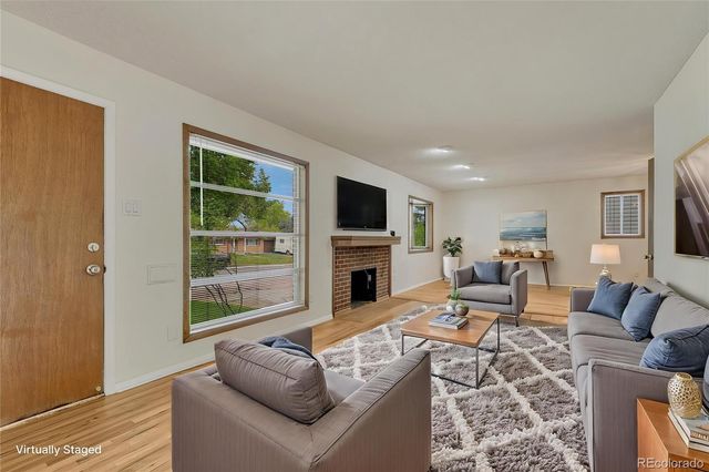 408 Scranton Street, Aurora, CO 80011