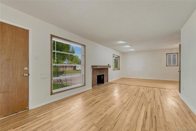 408 Scranton Street, Aurora, CO 80011