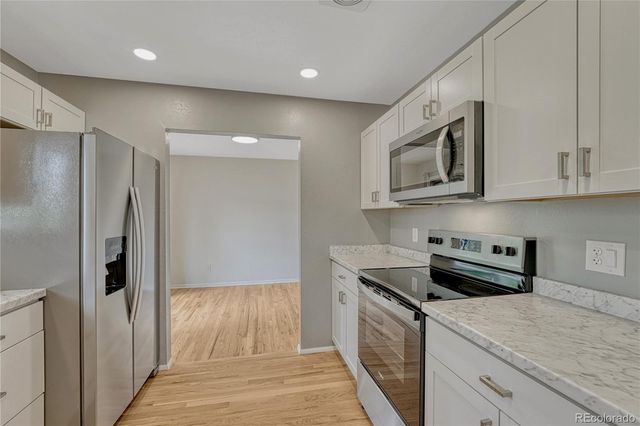 408 Scranton Street, Aurora, CO 80011